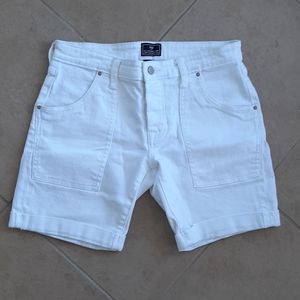 White gap sexy boyfriend Jean shorts